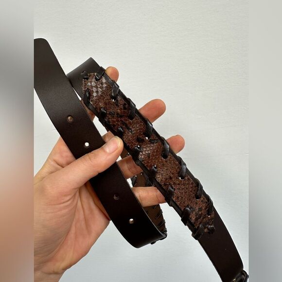 Vintage 90's The Limited Brown Leather Belt Reptile Embossed Accent Size L - Picture 6 of 9